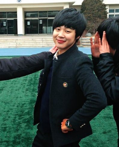 a thread of yoonmin;     as you scroll down they get older