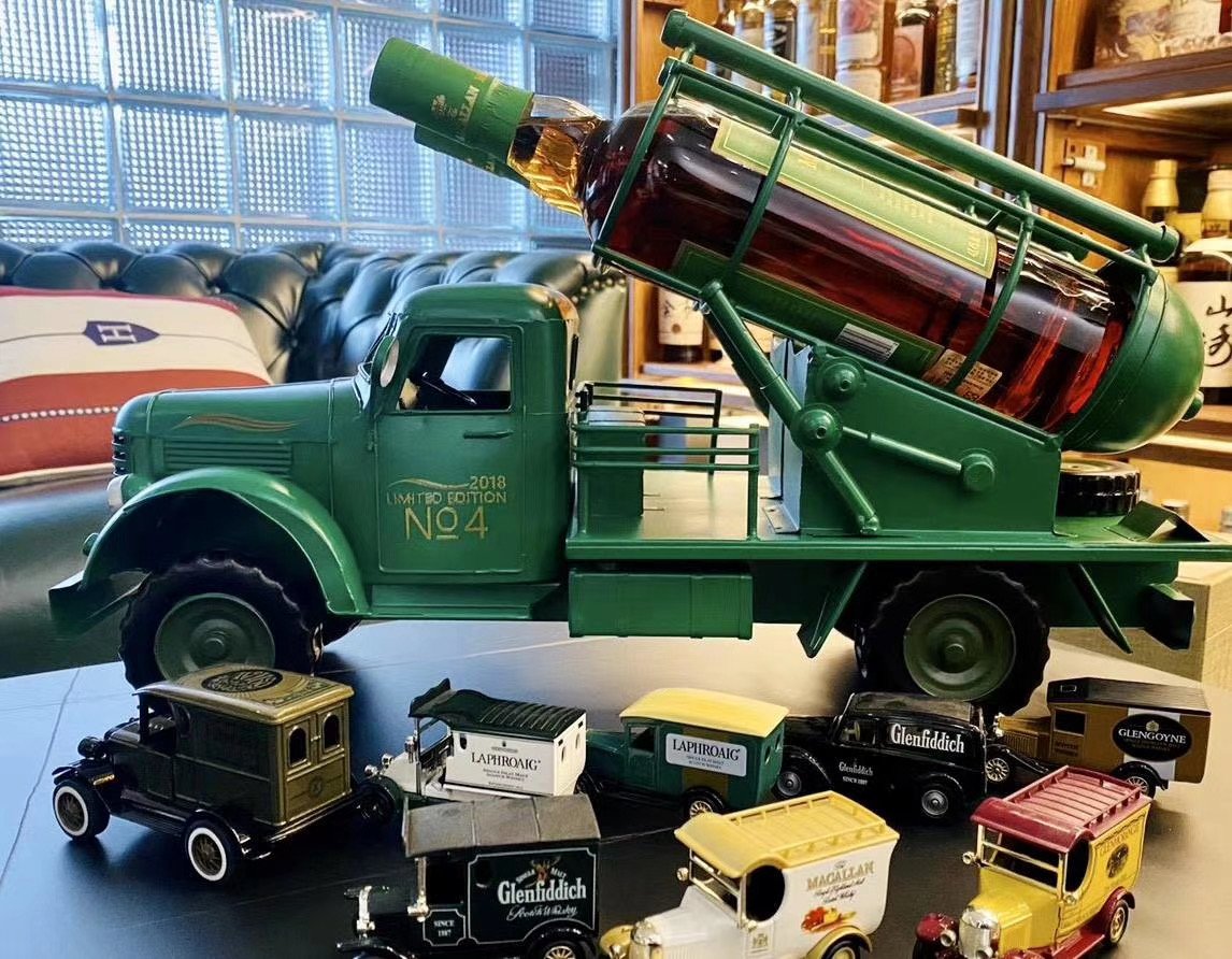 康康码变绿，可以自由活动了🌝🌝有兴趣的小伙伴们报名吧🤙🤙🤙这次游戏的小伙伴下图威士忌～开瓶助兴😆😆😆