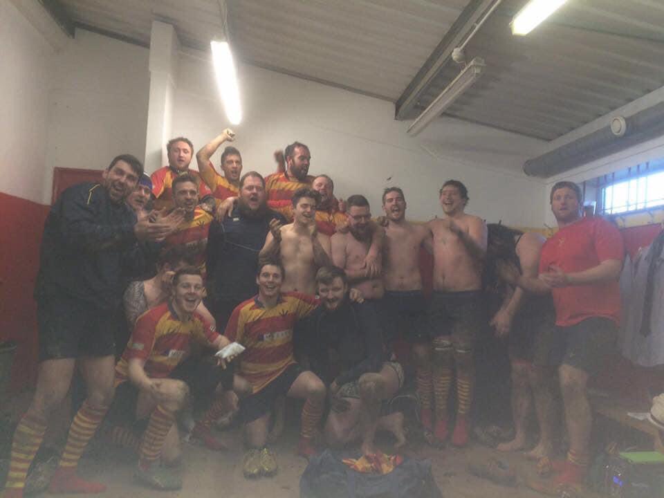 TomEdmunds12's tweet photo. Why I play/coach for @StockwoodPark 

Hard fun, the people and many many beers

#owtp #whyiplayforstockwood https://t.co/uzThXIrsAU