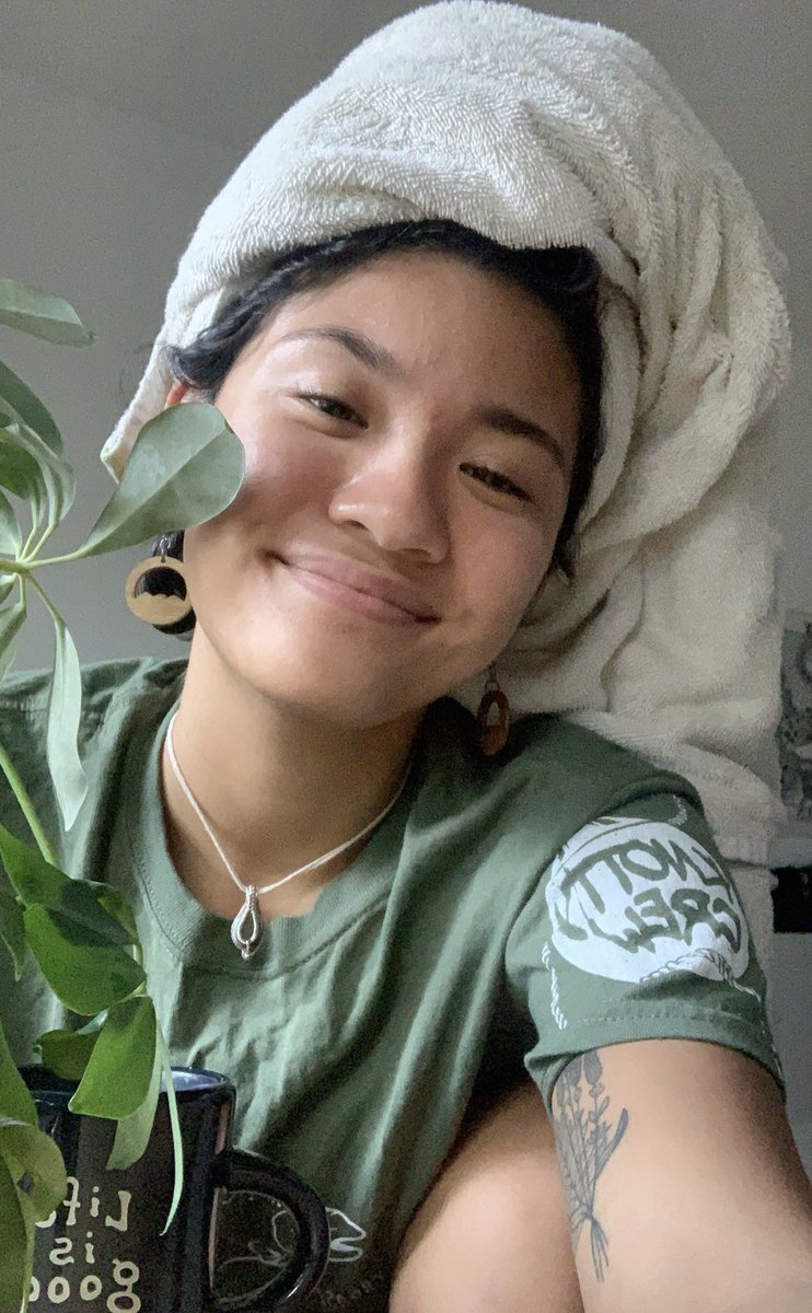 ellykarize's tweet photo. PSA: you’re gonna have a great week 🌿🌞🤍 https://t.co/WGkb1lYghW