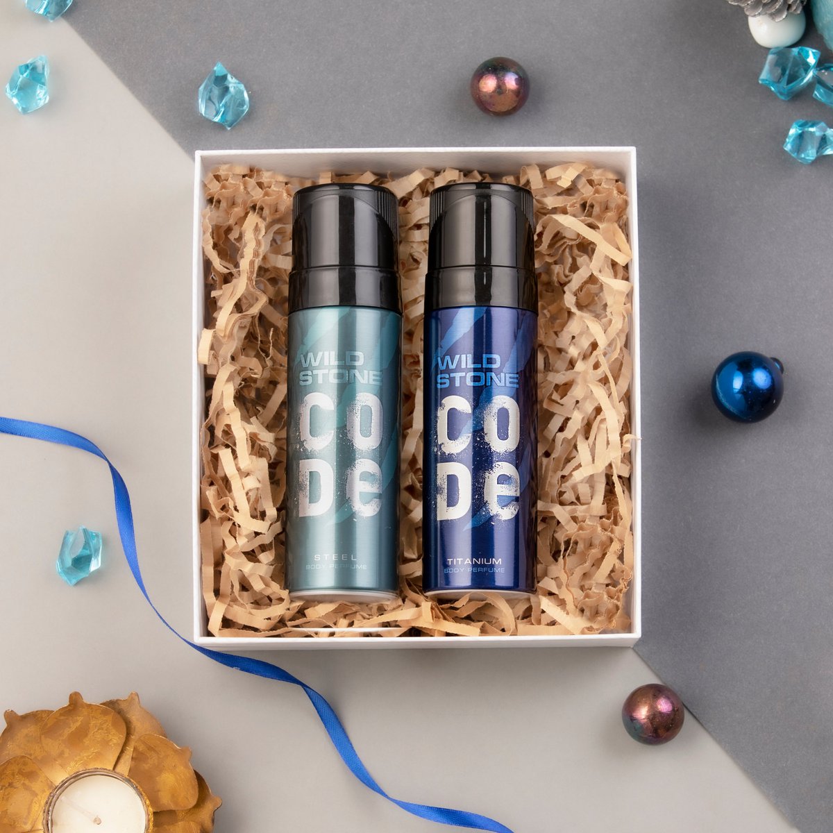 codeofficial_in's tweet photo. When words are few, let your gift do the talking! 
This Diwali, take the gifting-game a notch higher with #TheNewGiftingCode. 
Pick: Shop for your gift box with your favourite Code.
Click: When your friend receives the box!
Post: Post it &amp; tag us. 
#Code #Diwali #DiwaliGifting https://t.co/QEsjyarcGc