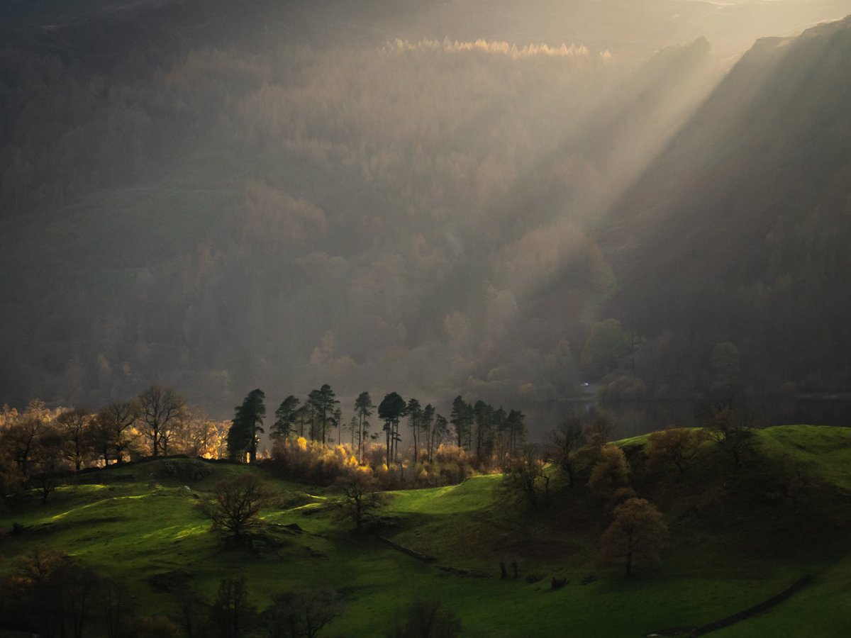 Late light drifting into Thirlmere, or is it Middle Earth?

a RT for #sharemondays2020 #wexmondays #fsprintmonday