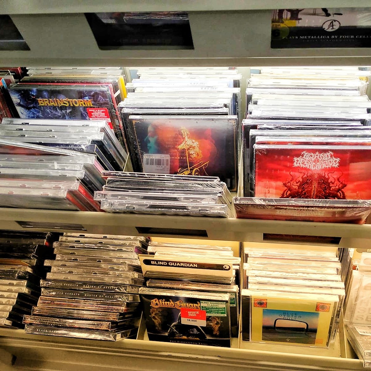BOYD_Band's tweet photo. Available NOW in #Fnac 

#metal #heavymetal #metalband #rock #rockband #hardrock #thrash #thrashmetal #progrock #prog #groovemetal #modernmetal #contemporarymetal #whatever #music #newalbum #debut https://t.co/iGcYBsOUuK
