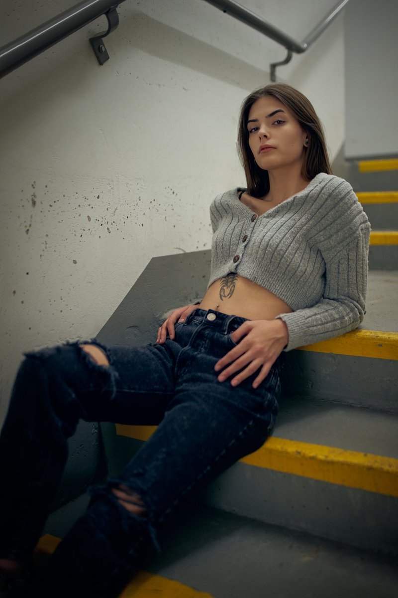 elmererana's tweet photo. Updated #testshots with Kali via pfm. Little bit of #fire and mixed light. Used #infinitecolorpanel and @captureonepro for the colors. #model #portraits #photography #sonyportrait #sonyalpha #A7R4 https://t.co/EE6kMnP8Zl