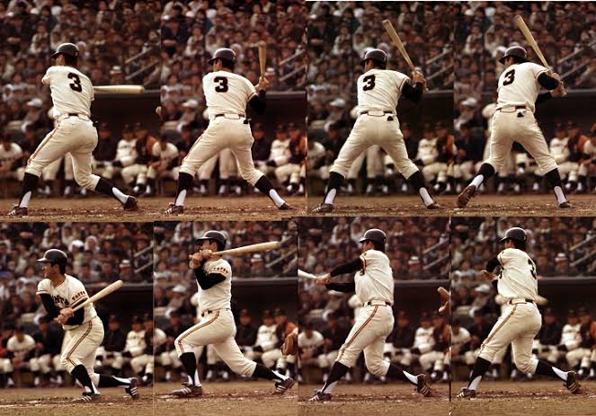 Seven ワクチン2回接種済み 松井秀喜さんが 体重を軸足に残せ と言われて練習しているところと 松井秀喜さんがいなくなった時の坂本勇人さんのフォーム T Co Ydb2uvcaua Twitter