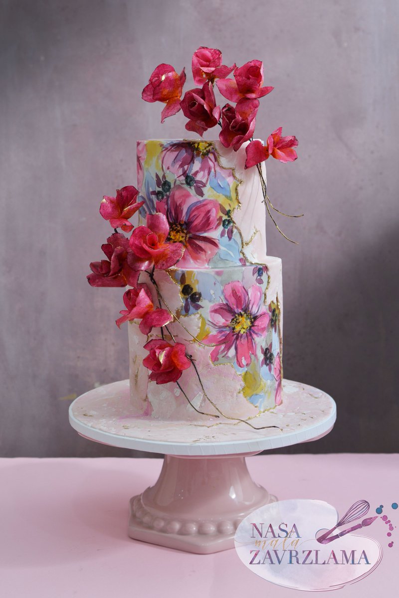 ZZAVRZLAMA's tweet photo. #stoneeffectcake #handpaintedflowerscake #waferpaperflowers #handpaintedcake #cakedecorating #cakephotography #cakestag #weddingcakes #weddingcake #svadbenatorta #svadbenetorte #tortebeograd #belgradecakes #nasamalazavrzlama #ukusno #da #food #dessert #handmade #yummy #zavrzlama https://t.co/uLkDu9zgkS