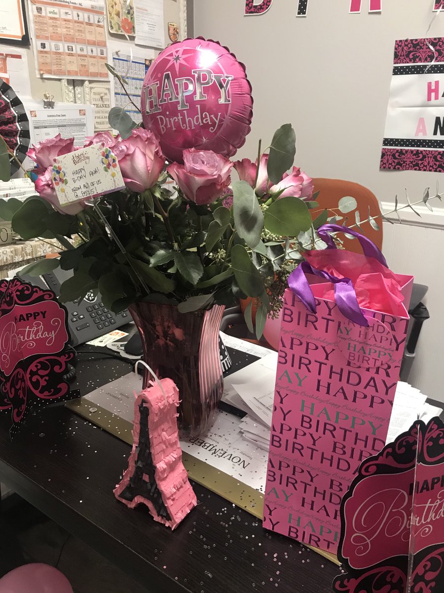 Ana Medina tweet media