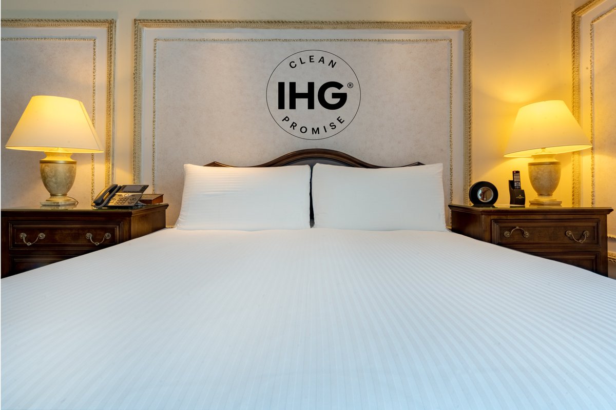 InterConMakkah's tweet photo. We’re enhancing our global cleaning protocols in partnership with @ClevelandClinic, @Ecolab &amp; @Diversey. It’s all
backed by our new #IHGWayOfClean to give you confidence. When you’re ready to travel, we’ll be ready to welcome
you. #TrueHospitality https://t.co/VLZPPqx64s