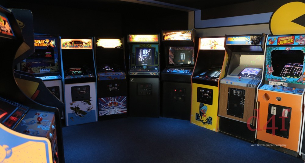 itamdestudio's tweet photo. L'histoire des #JeuxVidéo : les années ... - #Altaïr #Asteroïd #Atari #Atari800 #AtariVideoComputerSystem2600 #Breakout #Defender #Fairchild #FrogBog #Galaxian #Intellivision #Magnavox #MissileCommand #MrsPacMan #Namco #NationalSemiconductor #Curiosité - https://t.co/SCt9nXgv2Y https://t.co/j44hAvLnke