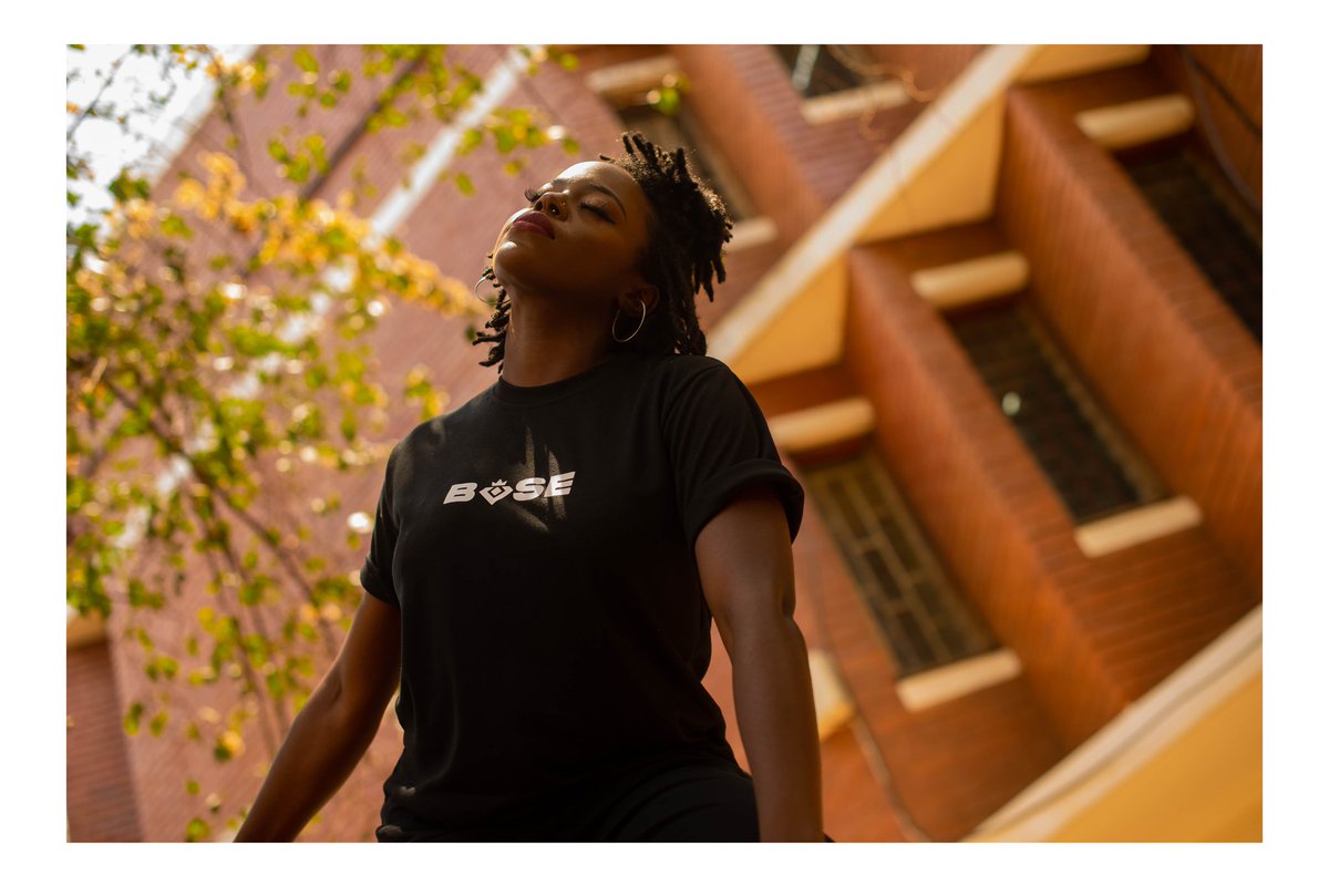 Kimofdiamonds's tweet photo. Diamond Base! π
You can pre-order your Diamond Base tees by dropping us a DM
@Kris_Base
@Kimofdiamonds
K10,000 only
#merch #malawi #diamondbase #IvyParkXAdidas https://t.co/dIWFEAHExv