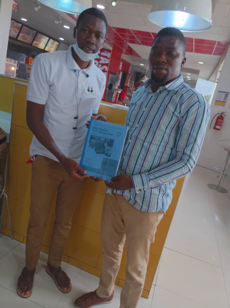 NGYouthSDGs's tweet photo. #MondayMotivation 

Our youth champions in Ondo and Kaduna states held meetings with parliament and SDGs Focal Points advocating for youth participation in designing policies and programs in their states.

@ossap_sdgs
@KADPBC 
@Innovate_Ondo 

#youthlead 
#NGYouthSDGsDialogue https://t.co/FST2wfSE2K