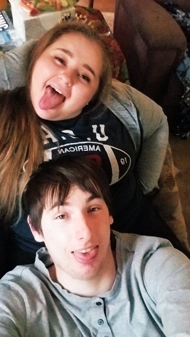 shadwick_sarah's tweet photo. I’m really missing my best friend today. I thank god everyday to still have him in my life despite what we’ve been through he is still my person ❤️ ilysm https://t.co/jXsvAIr0qL