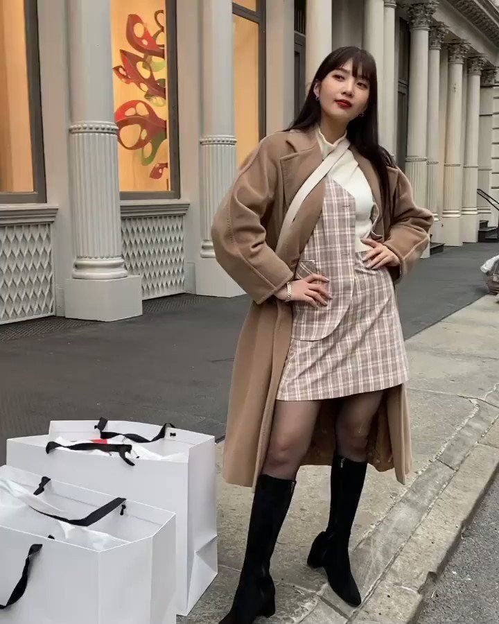 ซื้ออะไรมาเยอะแยะคะคนนิ้หนูช่วยถือไม่ไหว😢