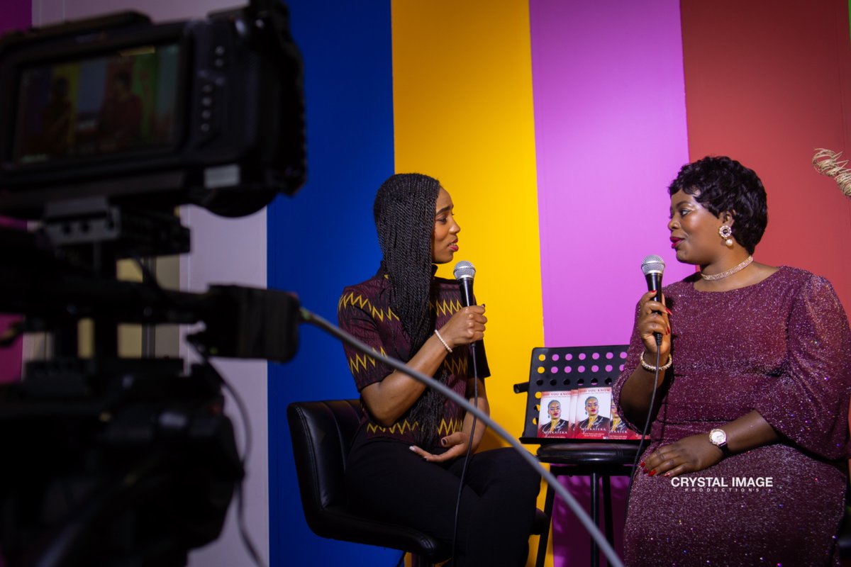 MpiloPublishing's tweet photo. For the benefit of those who weren't at the book launch, we thought of sharing the experience with you 😀❤

Be on the lookout for the video!

Book: Did you know - a woman can prosper you? | by Juliet Mtekateka of Juliet Mtekateka.

#bookswithapurpose https://t.co/ERQlaPDy9O
