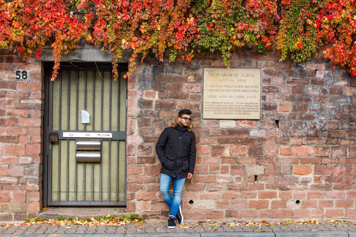 Comellee's tweet photo. From the archive. A visit to Iqbal’s house in Heidelberg, Germany.
#IqbalDay2020 #9Nov https://t.co/WevFwiKsoC