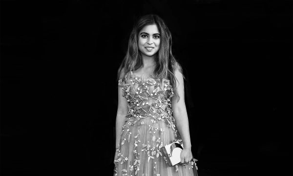 FortuneIndia's tweet photo. The Most Powerful Women in Business
Rank 16 ~ ISHA AMBANI, @reliancejio @AJIOLife @RelianceDigital
Read: https://t.co/SV9MrL0Rp4
#FortuneIndia #MPW2020 #MostPowerfulWomen #PowerWomen #Rank16 #India https://t.co/6QERoVGuxk