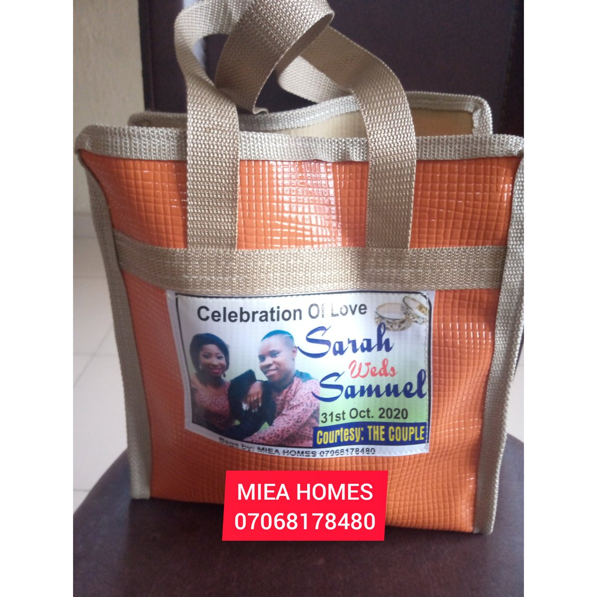 ElueMercy's tweet photo. Place your orders for quality souvenir bags and purse for your upcoming occasions such as Weddings, end of the year party, burial ceremony, house warming (as long say na party), we gat you covered.
07068178480 is the number (call, text, WhatsApp, telegram) https://t.co/UXHEeCBIMa