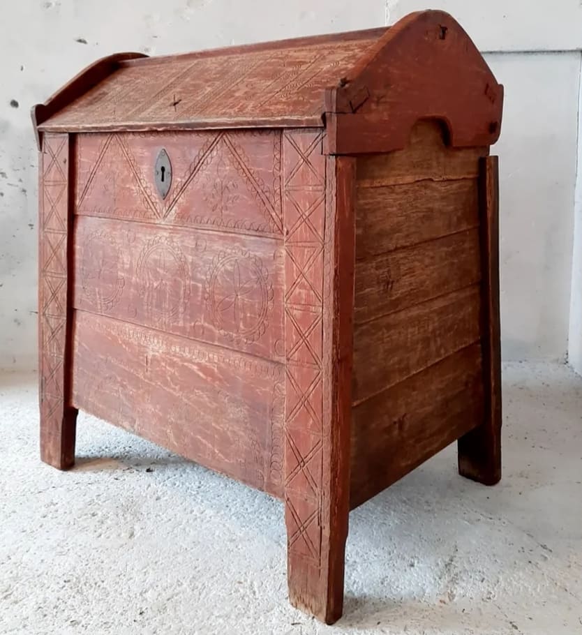ChrisCharlesRe1's tweet photo. A lovely piece of c1850 folk art on our Instagram and website https://t.co/CMMRlvd2r2 https://t.co/DkEf1uktNu