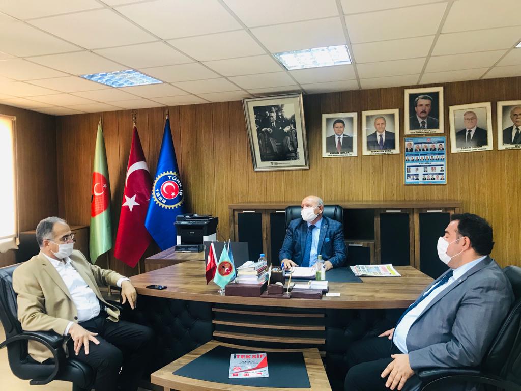 İl Başkanı Kenan Doğan , Merkez İlçe Başkanı Hakan Karaaslan, İl Başkan Yardımcısı Hayrettin Özdemir ve Yönetim kurulu üyeleri Adıyaman Teksif il başkanı Yusuf Özkan'ı ziyaret etti.
