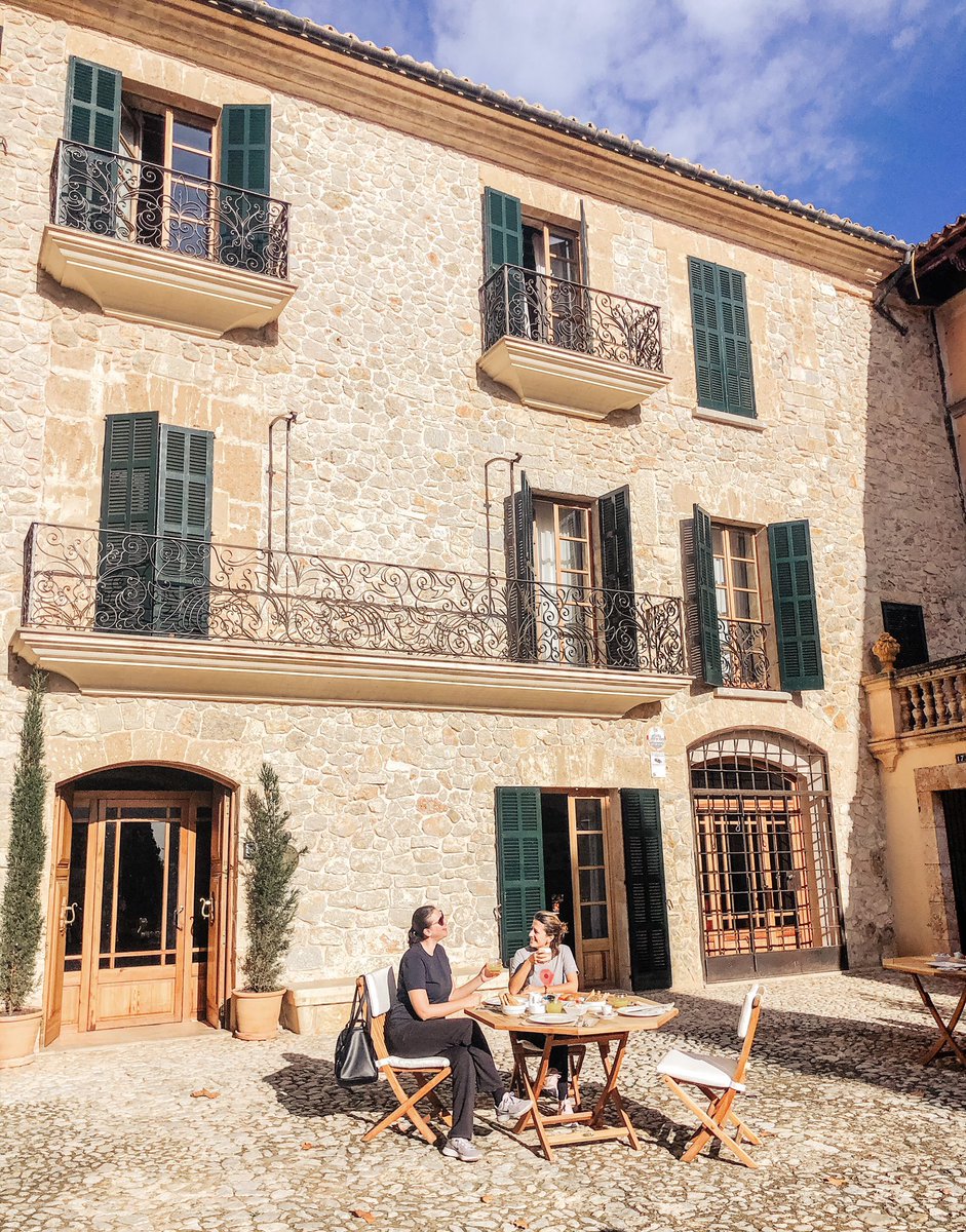 balearestb's tweet image. ¡Feliz lunes y feliz semana a todos! Nosotros todavía tenemos en la cabeza lo bien que nos lo pasamos este fin de semana en el blog trip de #somdemallorca en #Lloseta 💕 #mallorcainspires