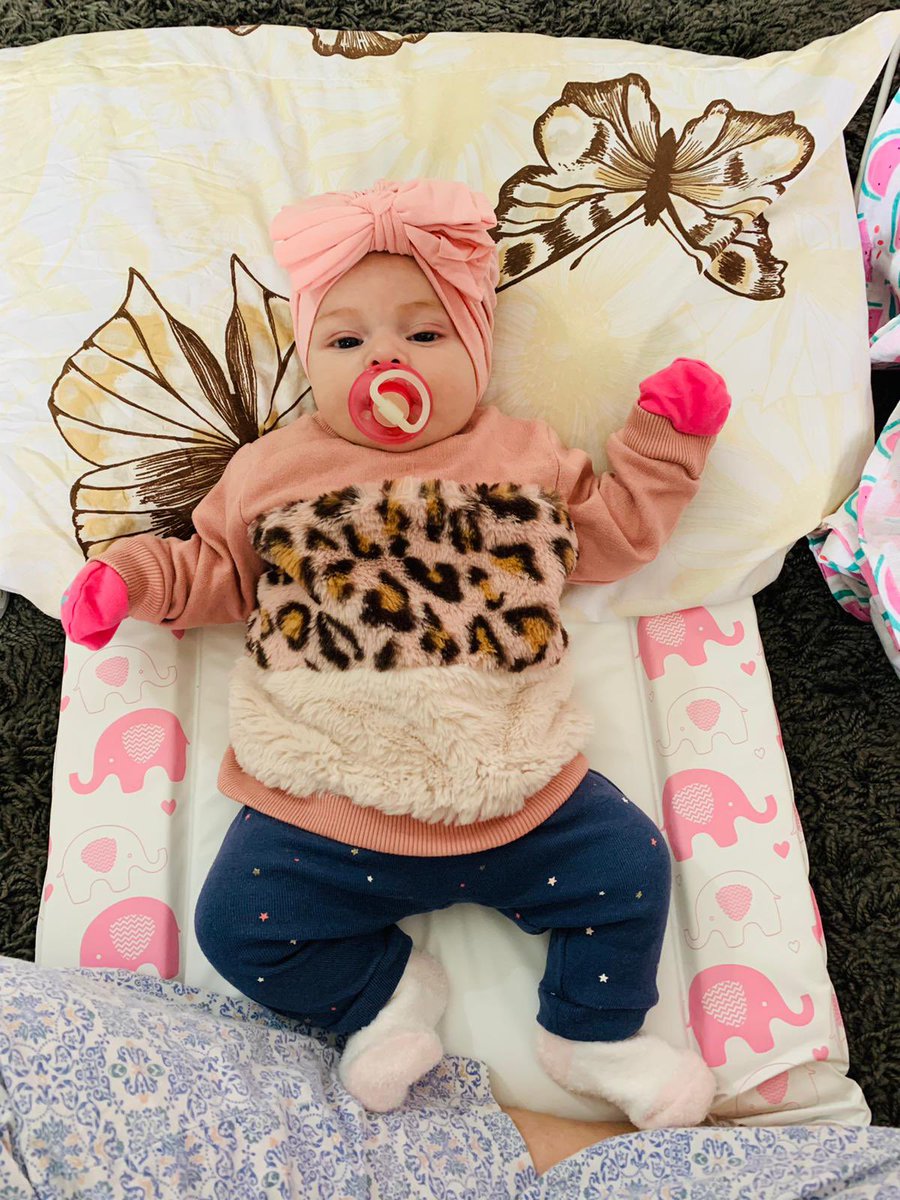 JamesBmemS's tweet photo. 2nd lockdown come at me! More time to spend with my daughter❤️ still can’t believe I made sure a beautiful little human being😍❤️ #NewDad https://t.co/oby2e8SsZ0