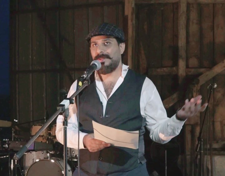 ArabJewsBerlin's tweet photo. Exiled Syrian #poet, activist and actor Hasan Ze Alnoon from #Berlin is part of the Panel "Nationalism kaput? Muslim and #Jewish #poetics in the #diaspora" in the upcoming #PARATAXE #Symposium #NAHOSTBERLIN - the Literary Middle East Union*. More here: https://t.co/bPNuLXe7YC https://t.co/n1zQbtxwCv