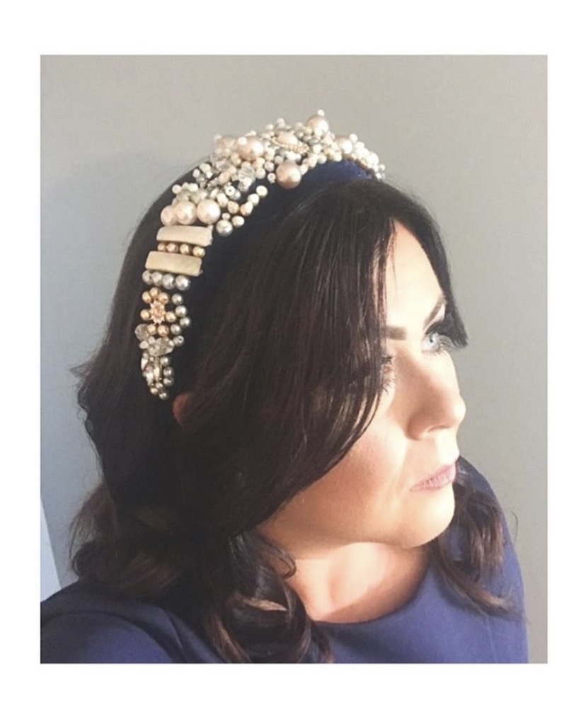 Lillie_Rose_Acc's tweet photo. Our lovely client Hayley worked with us to create her own bespoke Navy embellished band! It doesnβt only look gorgeous but matched her outfit!β¨ Want your own? Visit our website to get creating! https://t.co/043W4mu5kL
#itsthelittlethingsthatcount #ThrowbackThursday #clientphoto https://t.co/jPNVrISfJE