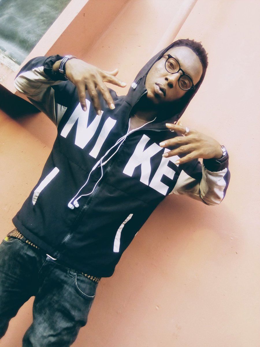 OShortboi's tweet photo. #lordknows....
Energy is all I pray for....#MarryJ....#img https://t.co/0v0KkXi3tm