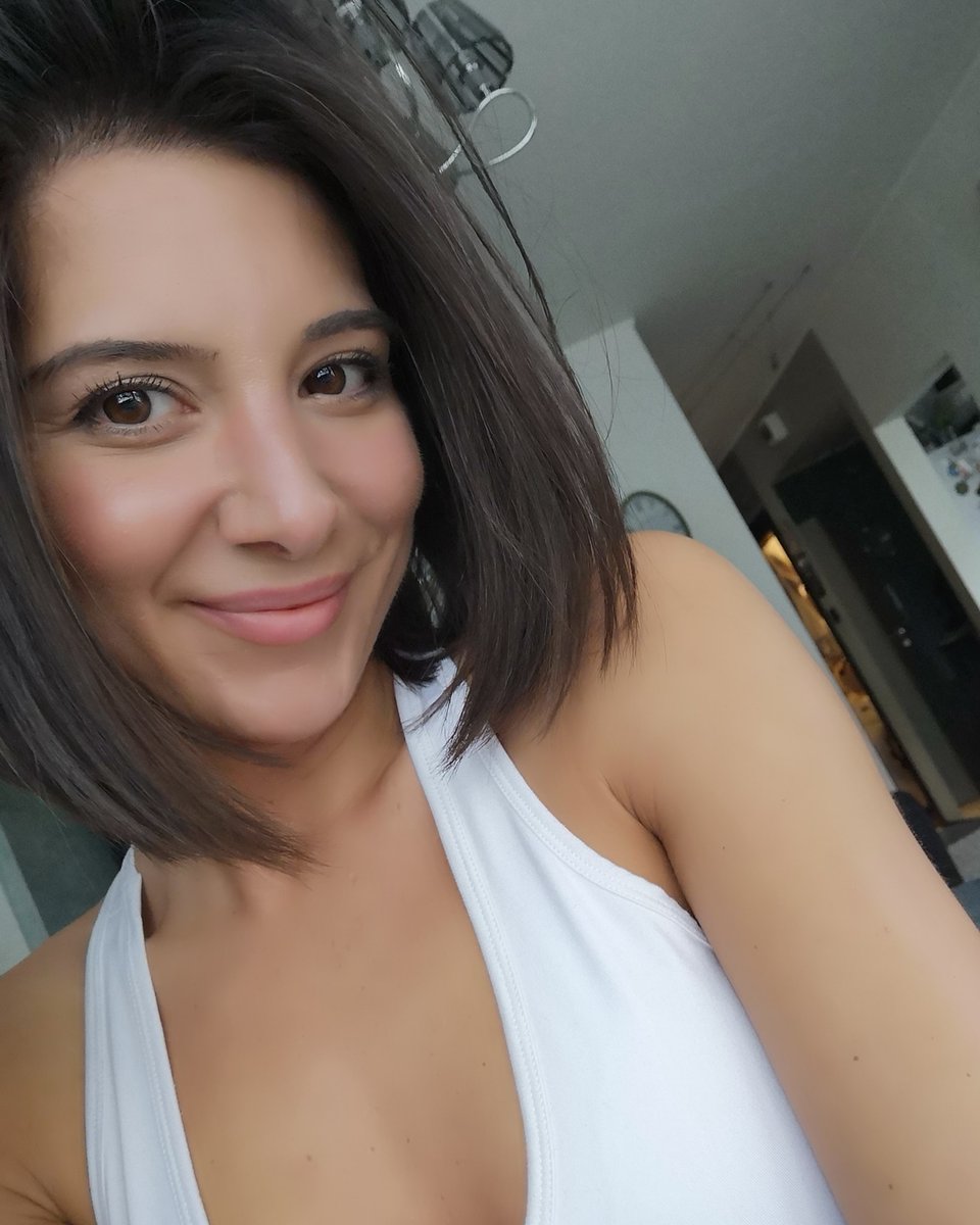 Urodziny obchodzi dzisiaj Luiza Avagyan!
Z wiadomych względów nie będziemy hucznie świętować, ale tutaj możemy wszyscy złożyć naszej Luizce najlepsze życzenia🤗
Luizko, życzymy Ci topowej formy, pełno zdrowia, nieustającego uśmiechu i czego sobie tylko wymarzysz, JESTEŚ NAJLEPSZA