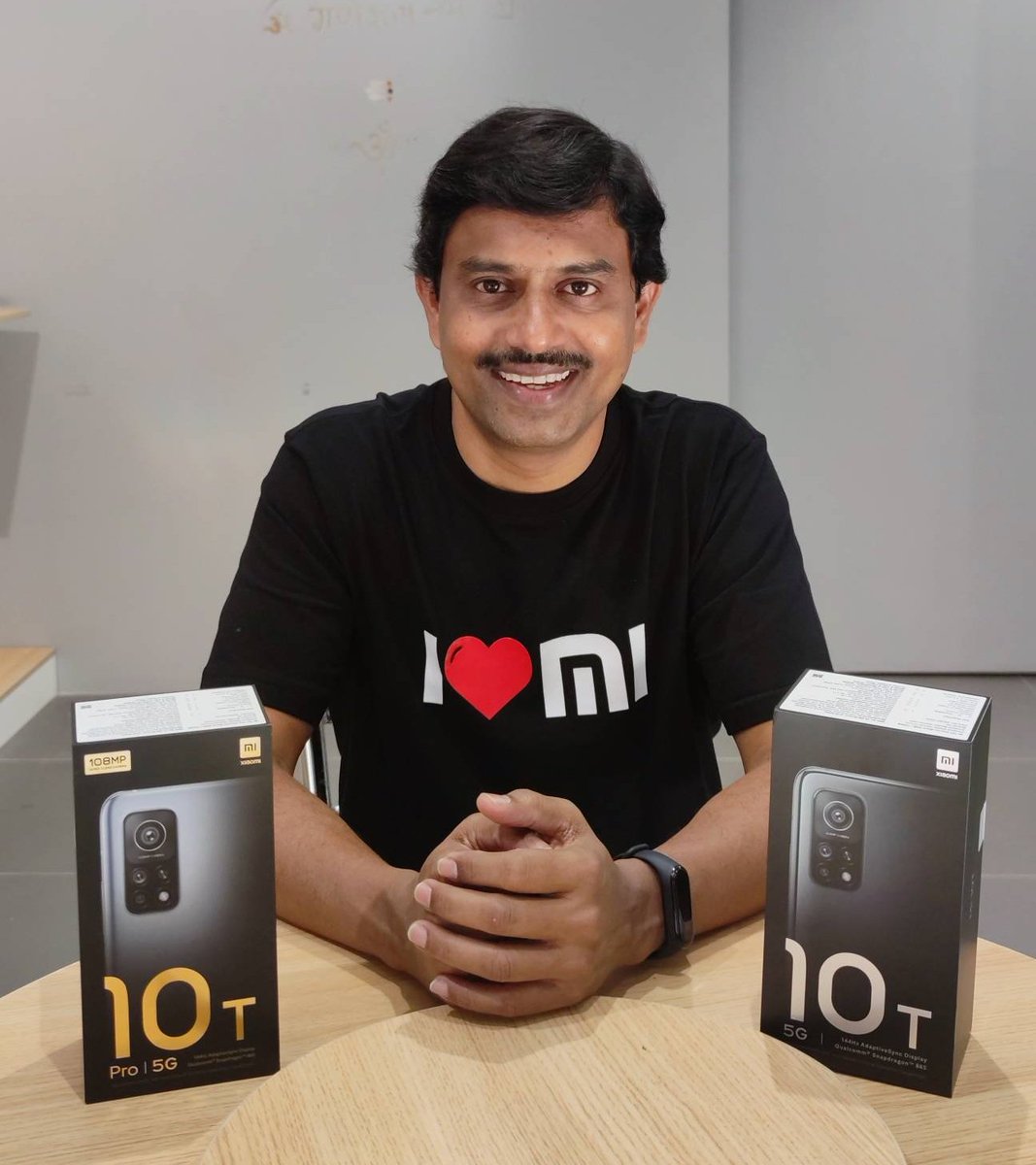 batchumalli's tweet photo. #Mi10TPro &amp; #Mi10T ❤️

The #Ultimate #Premium #SmartPhone  for Diwali season👑

Now stks avbl in Store ,plz visit nearest #MiPPs #MiStores #MiStudios #MiHomes &amp; #Retail_Chains 🛍️ or https://t.co/R2dIaQiTM4🛒

I ❤️ #Mi #Mi10TPro #Mi10T #Flagship_Experiance https://t.co/sDY0wfyxYQ