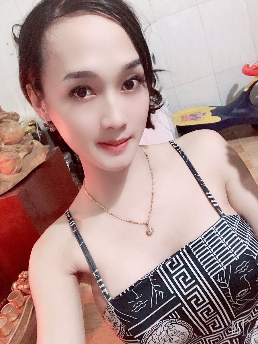 Tangainhi8976's tweet photo. Bùm búm bum... tằn tắn tăn..😂 https://t.co/K5bYEy9lLt