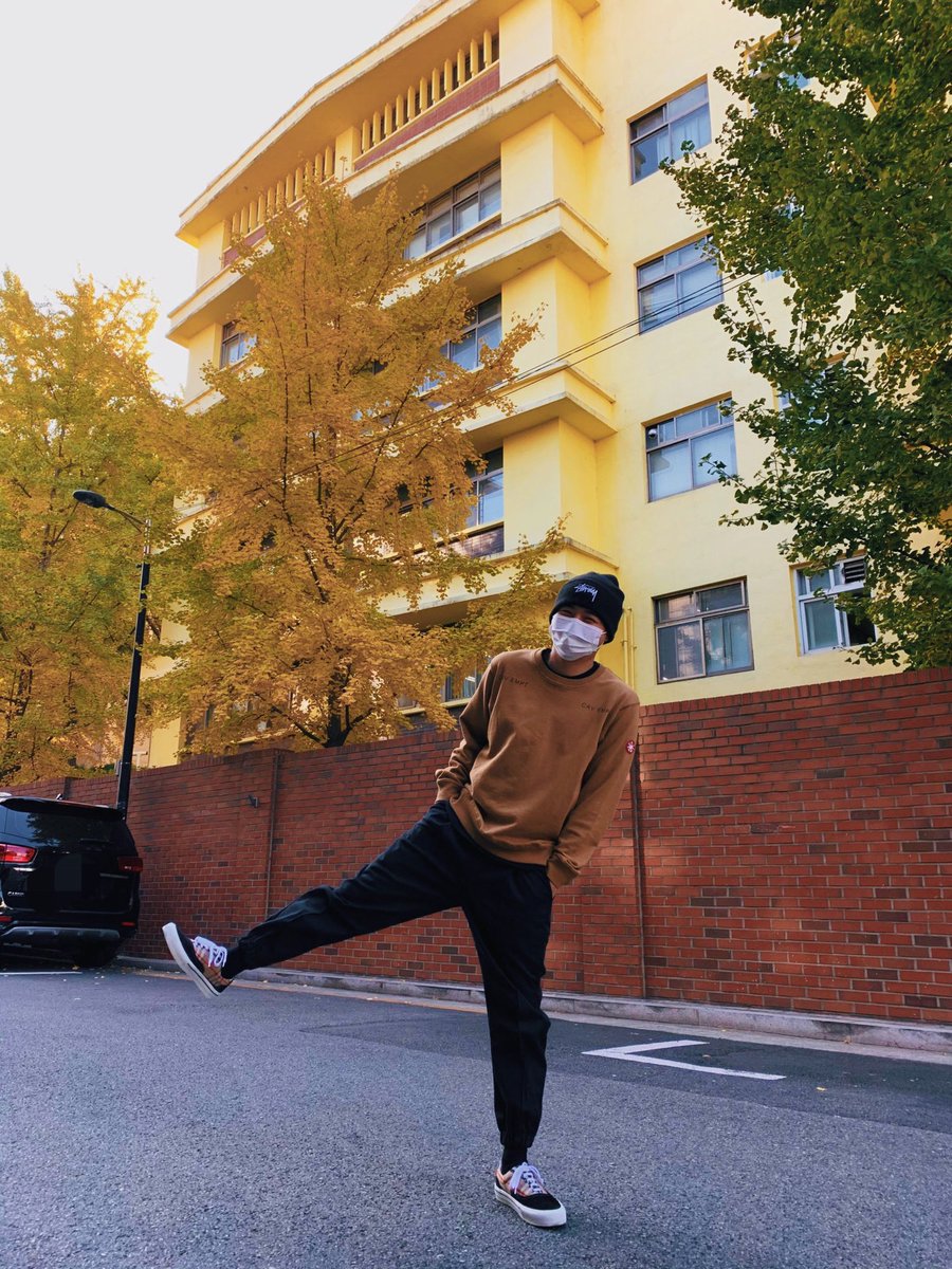 addictedtodob's tweet photo. 𝙳𝚘𝚗’𝚝 𝚠𝚘𝚛𝚛𝚢, 𝚝𝚛𝚞𝚜𝚝 𝚒𝚗 𝚢𝚘𝚞 𝙸’𝚖 𝚑𝚎𝚛𝚎 𝚏𝚘𝚛 𝚢𝚘𝚞
💙🌼
#UNIVERSESelcaDay #UNISelcaDay #PENTAGON #UNIVERSE #JINHO #JOJINHO #USD #WE_TH #IM_HERE #IMHERE @CUBE_PTG @CUBE_PTG_JAPAN @pentagonitaly https://t.co/3jMdBUbV1E
