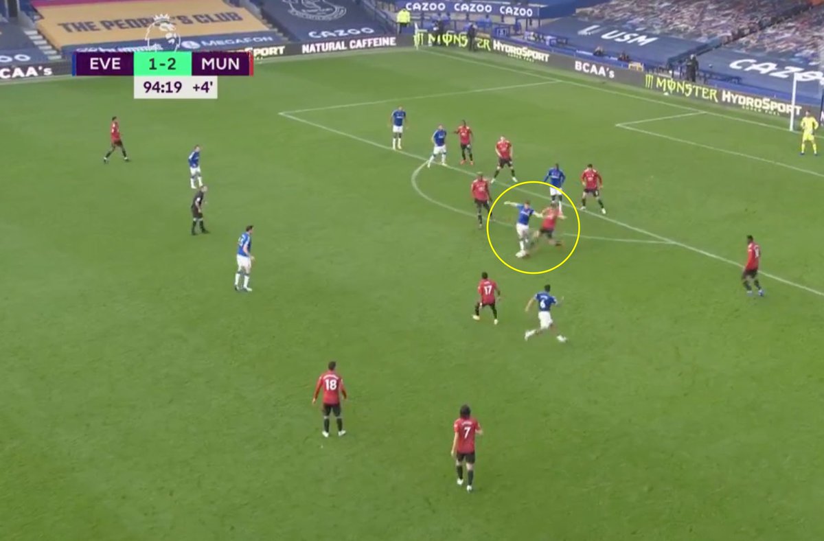 8. Deadly At The Counter. 1. Maguire’s interception wins the ball. 2. Bruno makes the run but with time to make the correct decision. Look at how he opens up his body here to trick his opponents to think he was shooting. 3. Cavani with excellent positioning and finish!