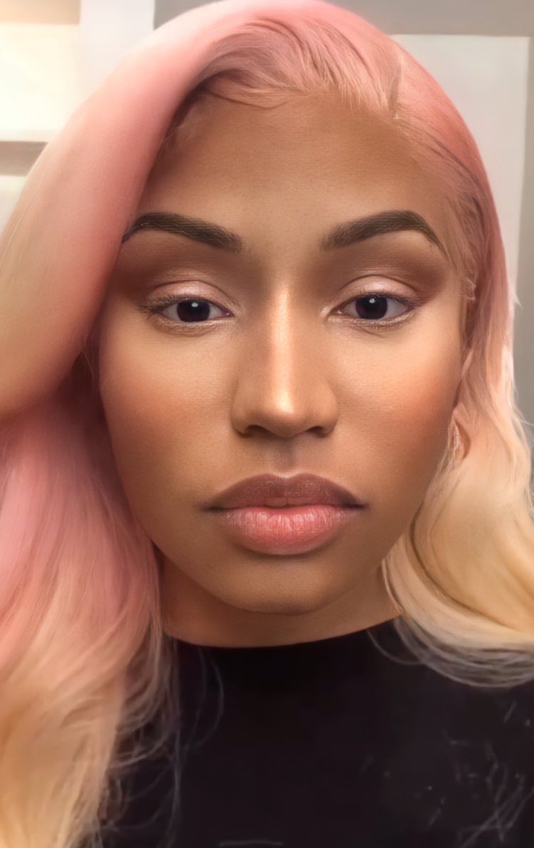 mefeater's tweet photo. Top tier face @NICKIMINAJ 💕 https://t.co/FgeK150BiA