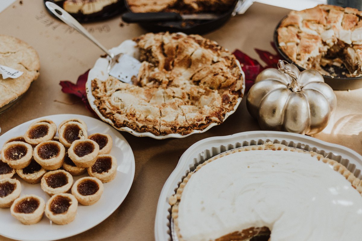 GeorgiaGrown's tweet photo. Try to add a #GeorgiaGrown recipe to the table this thanksgiving! From desserts, sides, main entrée and drinks we got you covered!

Visit the link to find your recipe! 
https://t.co/Y2gGzREYLa https://t.co/ka3Gup39L0