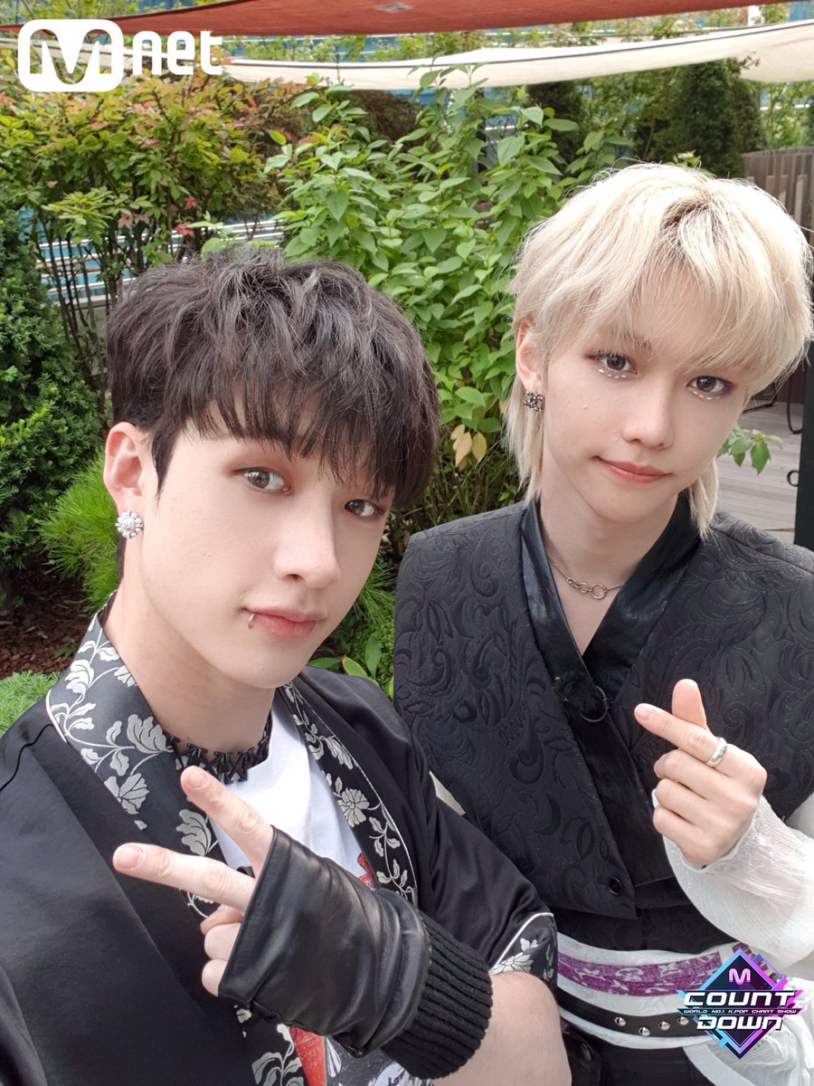 fe8ixs's tweet photo. yall BIO https://t.co/oJOlkv5vPj