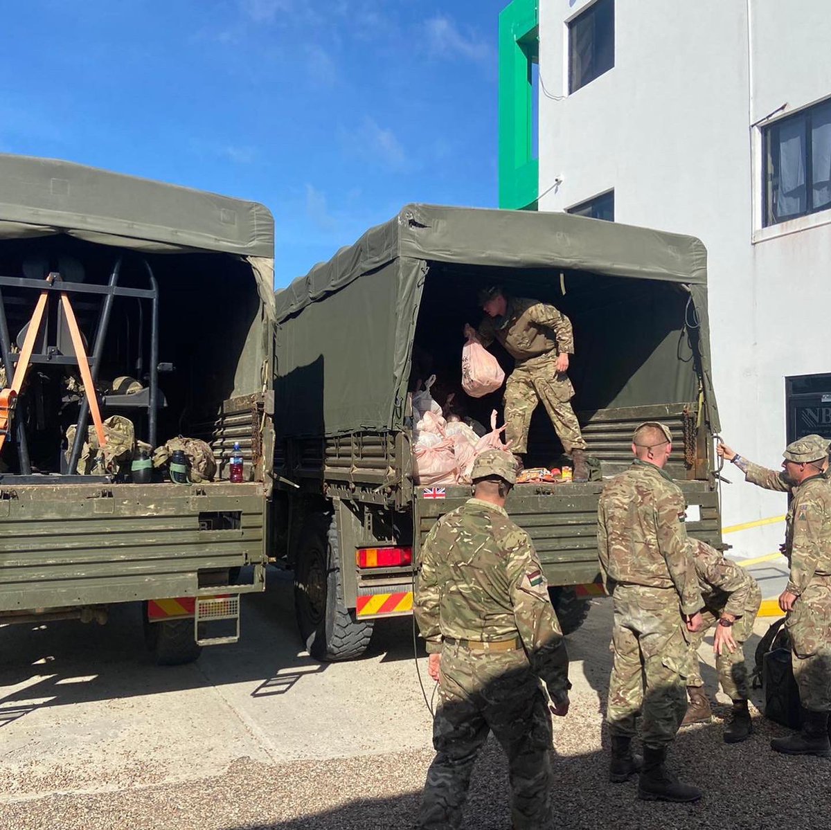 BATSUBOfficial's tweet photo. BATSUB have been delivering HADR support to the Belizean population . #batsub #rdg #ukinbelize π¬π§π§πΏ https://t.co/s8TIKXxYEr