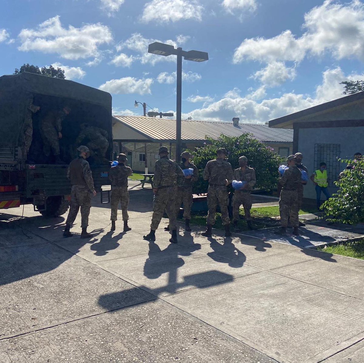 BATSUBOfficial's tweet photo. BATSUB have been delivering HADR support to the Belizean population . #batsub #rdg #ukinbelize π¬π§π§πΏ https://t.co/s8TIKXxYEr