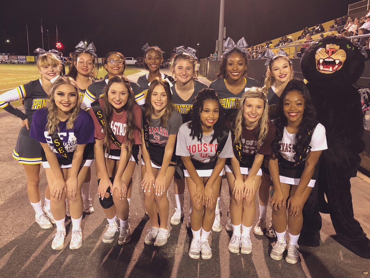 ryjo1123's tweet photo. Senior Night // 2020✨ https://t.co/C24BjQAycI