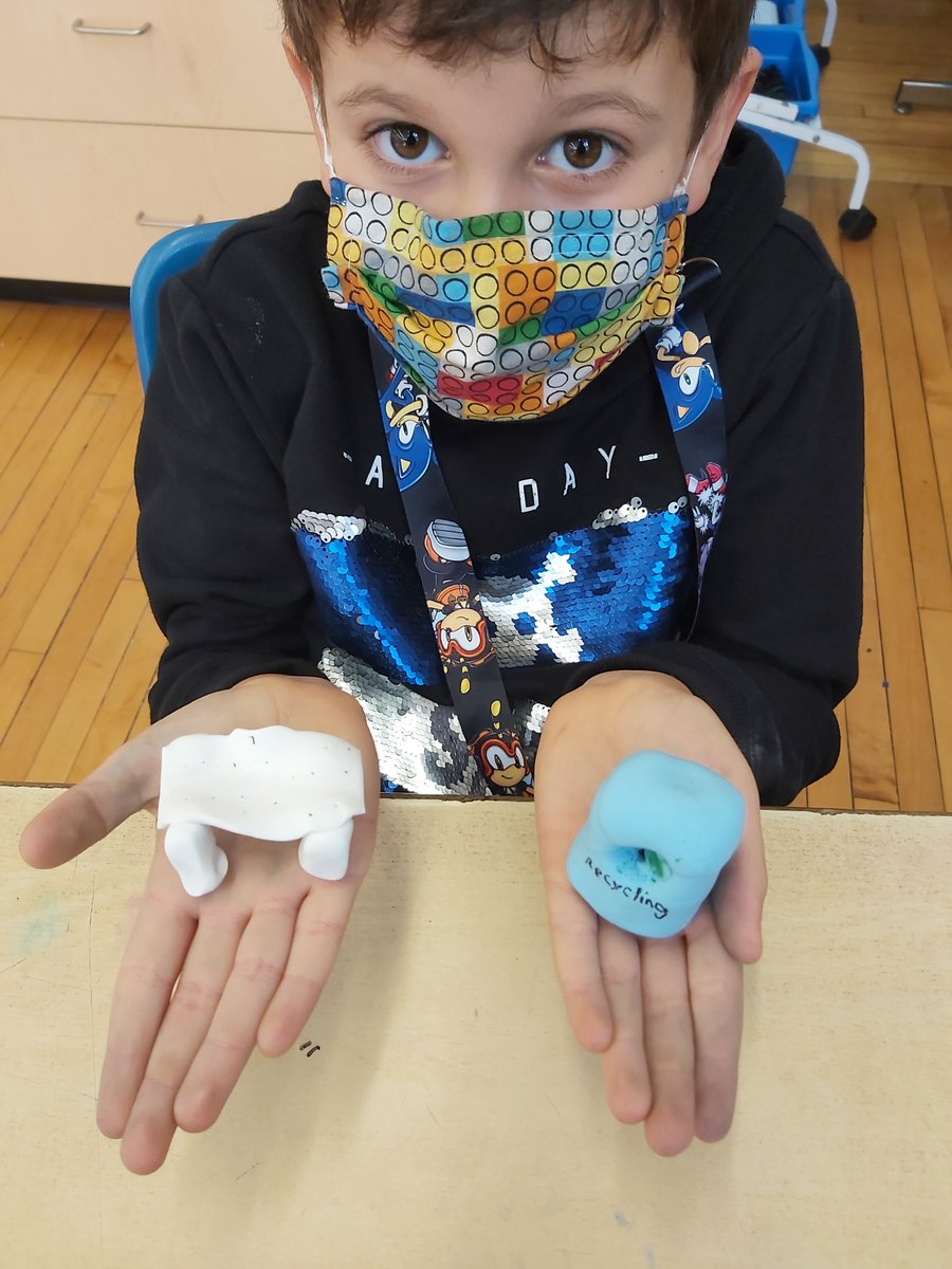 ugdsb's tweet image. Grade 3 and 4 students at Victory PS make promises during Treaties Recognition Week. Learn more on the board website: ow.ly/JbBR50Cfp5q #UGInfo #FNMIed @Victory_ps  @MoniqueCadieux @OPSBA