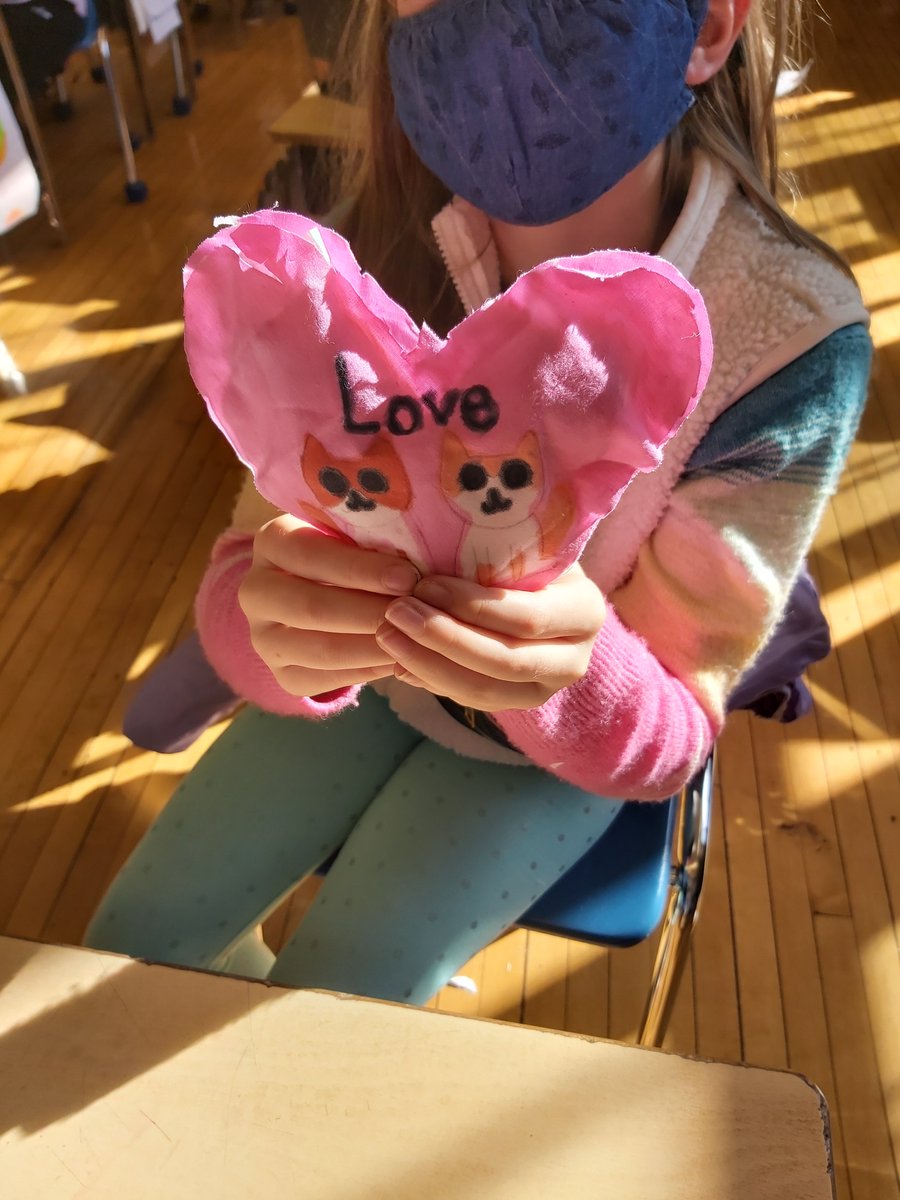 ugdsb's tweet image. Grade 3 and 4 students at Victory PS make promises during Treaties Recognition Week. Learn more on the board website: ow.ly/JbBR50Cfp5q #UGInfo #FNMIed @Victory_ps  @MoniqueCadieux @OPSBA