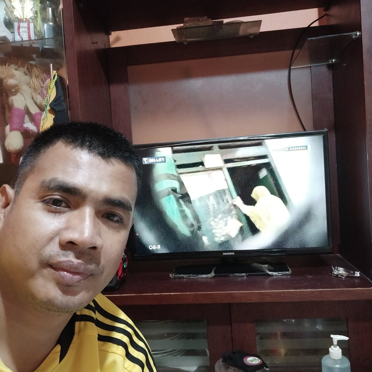 uno_suratno's tweet photo. Kencan pertama pasangan di anter pulang..alesanya biar ada rasa tanggung jawab.
@trans7
#Indonesiagiveaway49 https://t.co/ikL1Qz4aj0