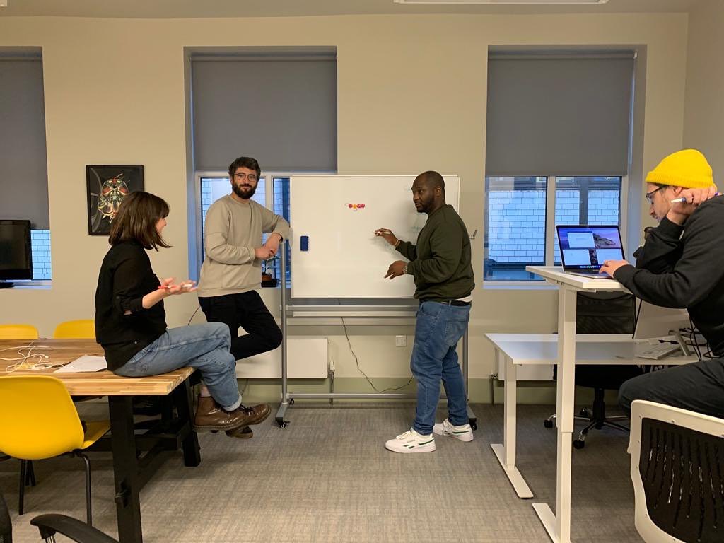Bearded_Fellows's tweet photo. Caption this? 💡⚡️
How was this was one whole year ago?!
(Looking forward to getting back to the studio!) 💪🏾
#prezoom #creativeagency #ideation #ideassession https://t.co/hlNyGtrxtW