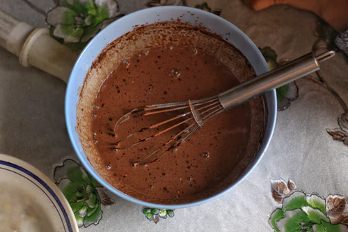FlirtatiousCVR's tweet photo. Off to the #kitchen to delve into the #hotchocolate I have on the boil. Made from scratch &amp; all my #fav #wintry ingredients. This says #home to #me.

#homey #cosy #toasty #selfcare #selflove #selfappreciation #selfkindness #bekind #beloving #becaring #swissinspiration #swiss https://t.co/FqVRdeKBhE