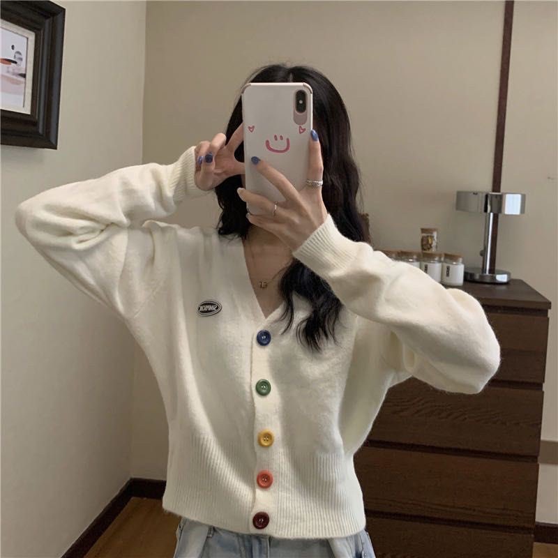 yyoung_young's tweet photo. Preorder
🌟เสื้อไหมพรม คาร์ดิแกน กระดุมหลากสี
🌈 6 สี ดำ ขาว ม่วง ฟ้า ส้ม เหลือ

👉🏻 150.- 👈🏻
📮30/50

ปิดพรี 14/11 (รอของ 7-10 วัน )

#yyoung_pre #พรีออเดอร์ #พรีออเดอร์จีน #เสื้อไหมพรม #เสื้อผ้าเกาหลี https://t.co/5qcj3CM7ju