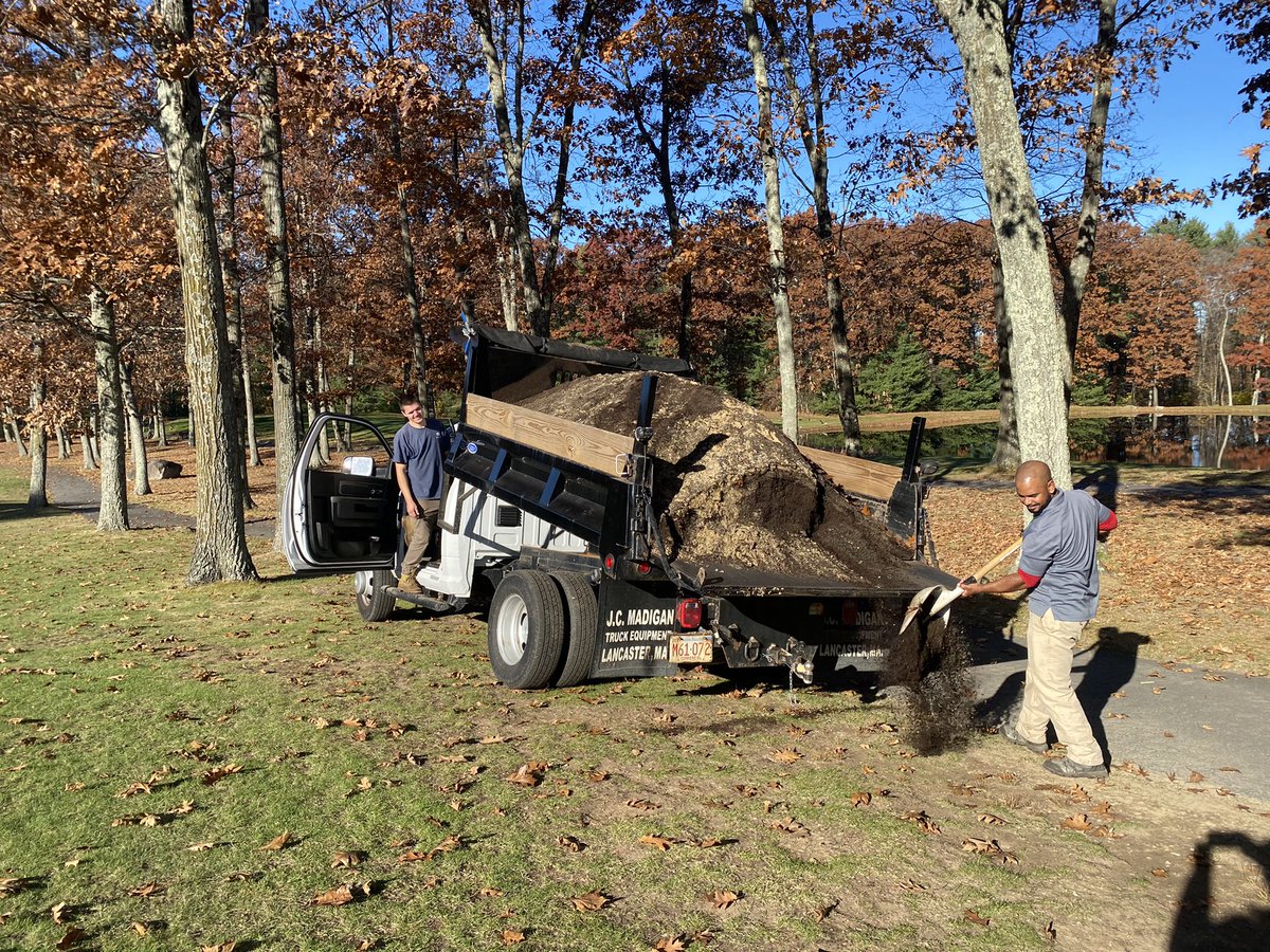 coscottreynolds's tweet photo. So with a quieter day out here , the team is working with #agrisource on roughs . Been wanting to get here for 15 years , now it’s a reality! https://t.co/xcpnAgwDQN