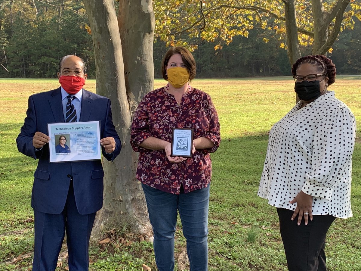 ITTIPSTEM's tweet photo. Celebrating #SVRTC 2020-21 #edtech awardees from Brunswick County Public Schools: Regina Williams, Technology Teacher; Kimberly Lynch, Instructional Support; and Kimberly Forbes, Technology Support! #ITTIPSTEM  #BrunswickStrong #BCPSVA @bcpsva @KristyMidgette @TechDirect501 https://t.co/oo5zpJiT03