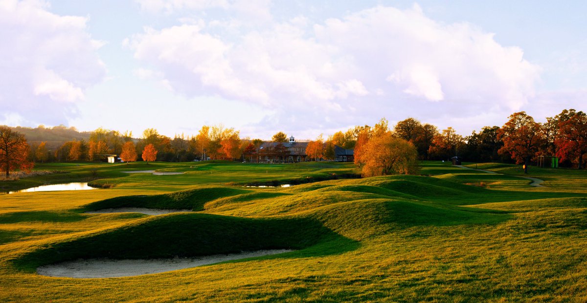 #autumn is a great time <a href="/StudleyWoodGolf/">Studley Wood Golf</a> we can’t wait to have golfers back to share it with #golf #golfcoursephotography