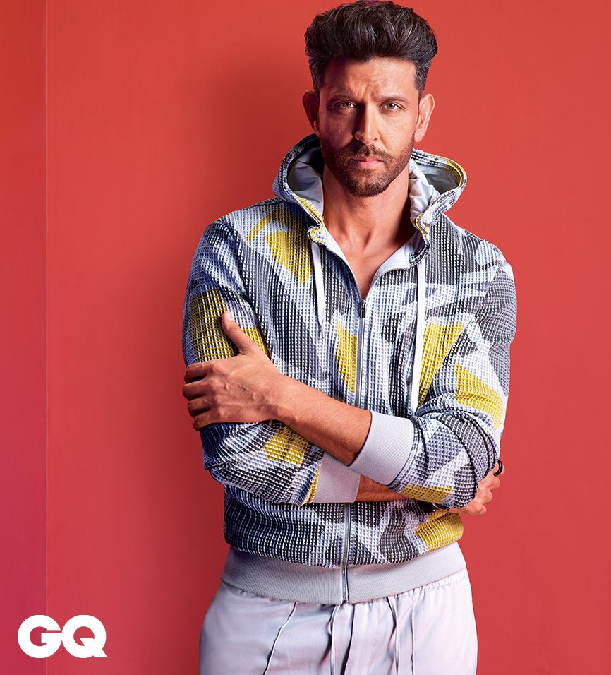 12. Plain lazy and didn't get time to shop? Just wear your favourite sweatshirt with jeans or pajamas and chill at home with your family!  #HrithikRoshan