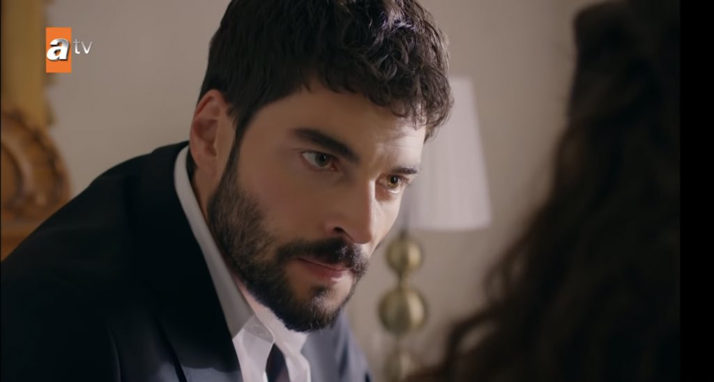 Reyyan clearly voices her disapproval of Gonul coming to live with them again in the mansion. Gonul shot Miran n left him to die reasoning that she will join him in after life. A deal breaker for Reyyan who tolerated her weird existence n hurtfulness all these times  #Hercai